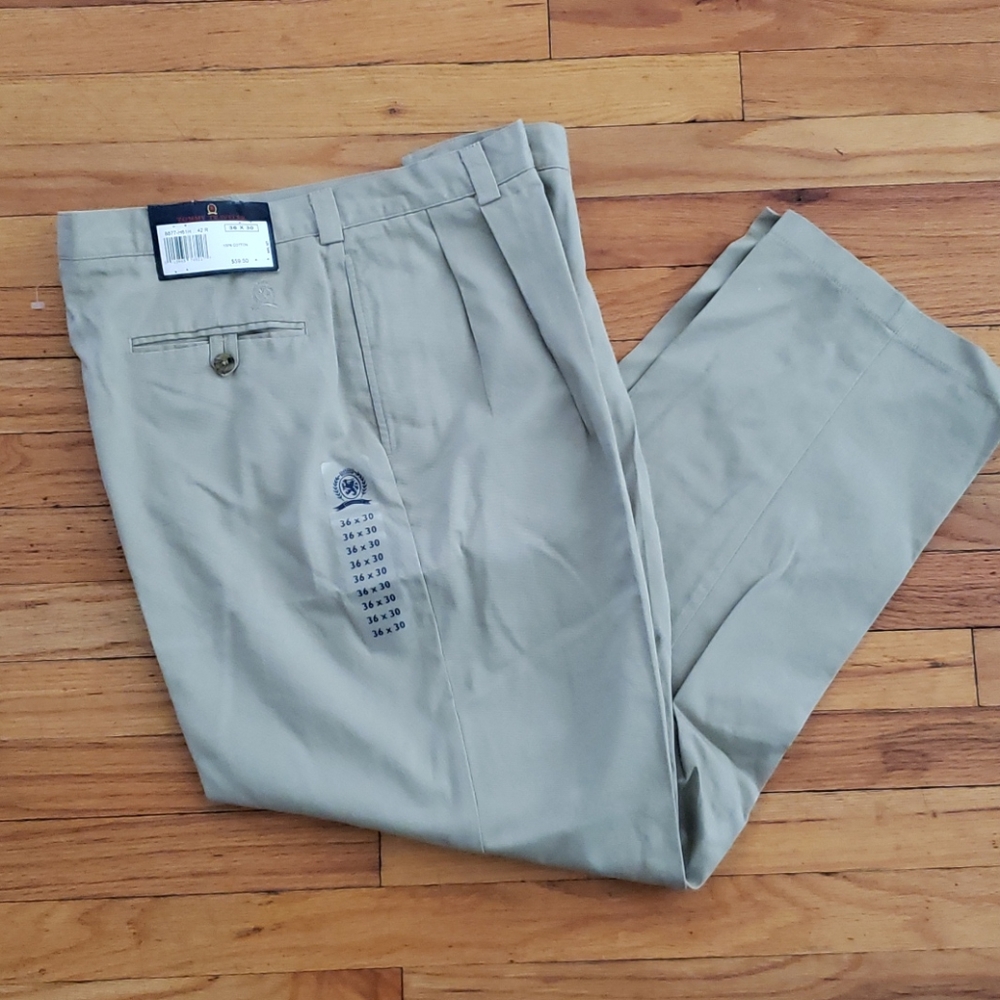 Tommy Hilfiger chinos